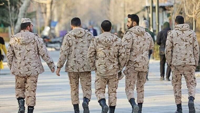 مصوبه مهم مجلس / این سربازان ۳ میلیون بیشتر حقوق میگیرند