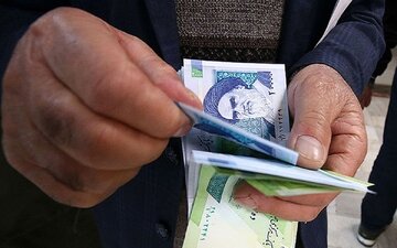 جمعیت «زیر خط فقر» ایران کاهش یافت