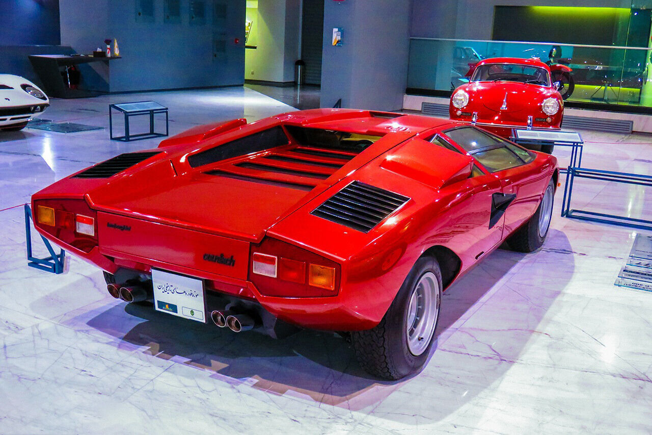 خوردوی شگفتانگیز در تهران با ۶ کیلو روکش طلا + عکس