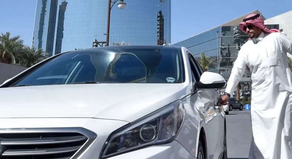 قیمت خودرو در امارات؛ هیوندای فقط ۱۸۰ میلیون تومان!