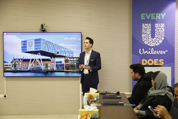 رسیدن به ۹۲٪ منبعیابی داخلی دستاورد بزرگ برای یونیلیور ایران/ بیستمین سال حضور یونیلیور در ایران با ۱۱برند شناخته شده بازار FMCG