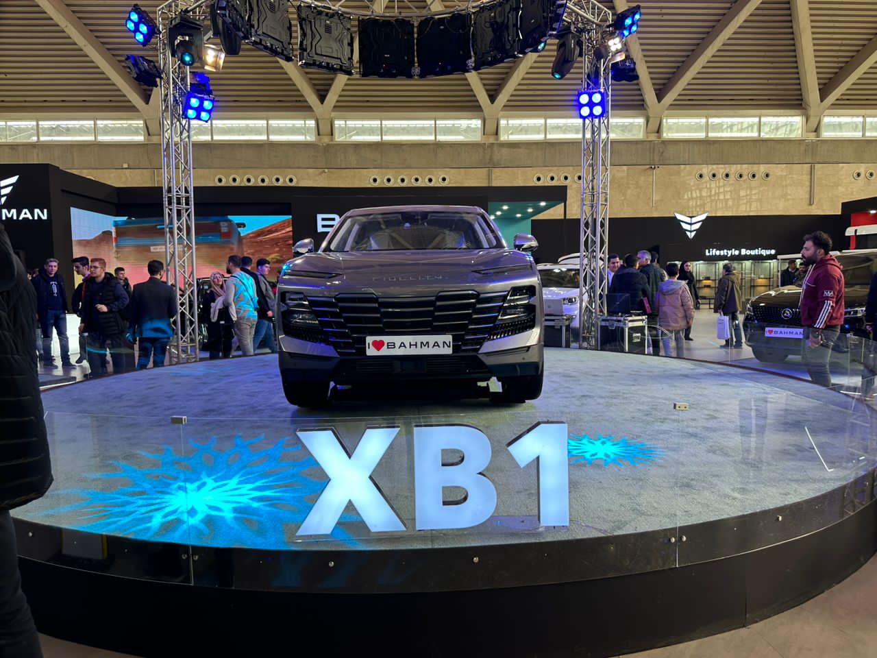 تیتر:گروه بهمن با محصولات جدید در اتو اکسپو تهران/ نتا U و فیدلیتی جدید به بازار می آیند