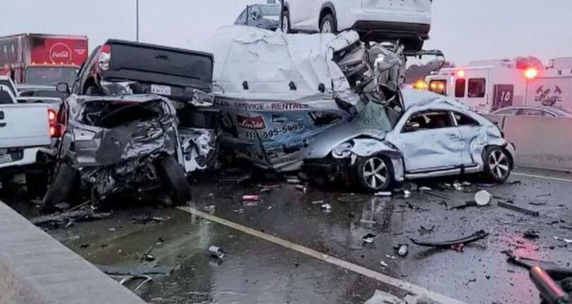 تصادف زنجیرهای در کرمان با یک فوتی + فیلم