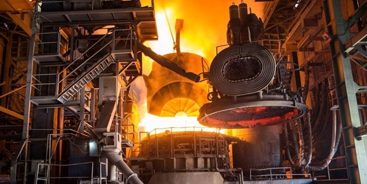 کاهش ۷۶ درصدی حجم صادرات فولاد ایران
