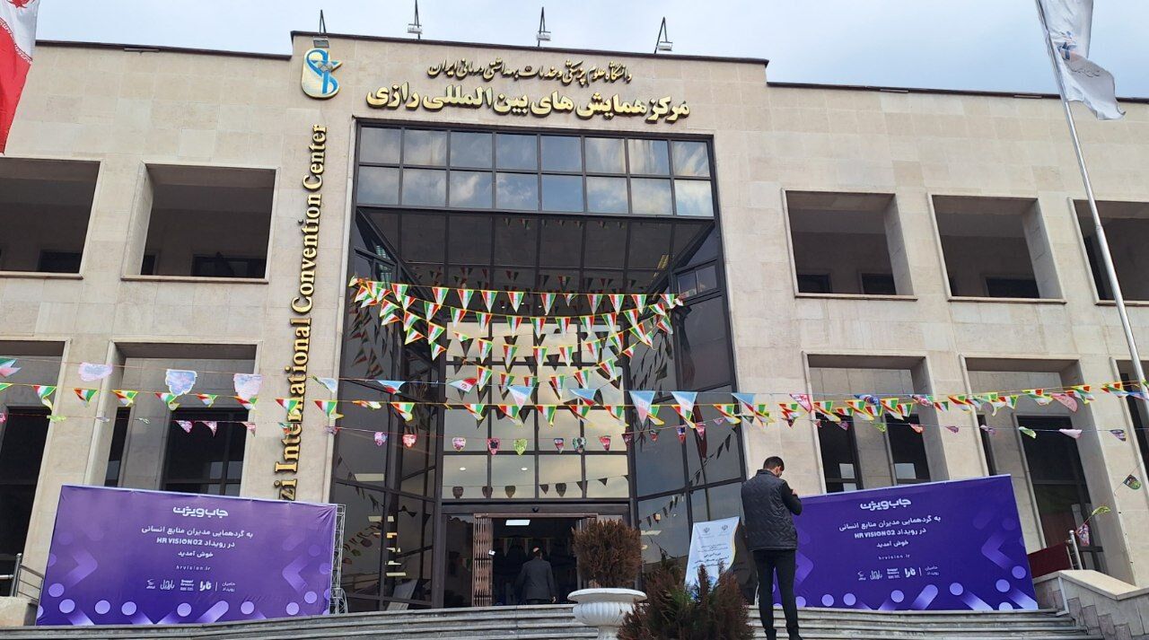 ۱۰۰ هزار استخدام موفق در جابویژن