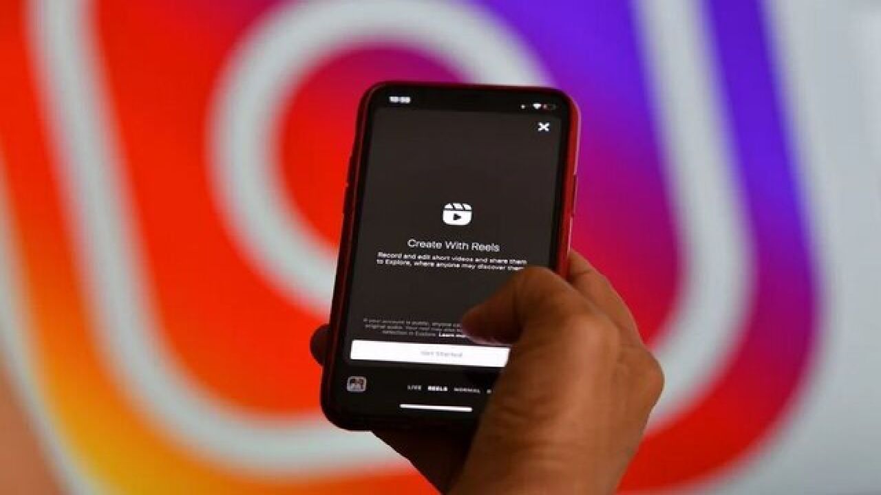 چرا اینفلوئنسرها و بلاگرها مالیات نمیدهند؟