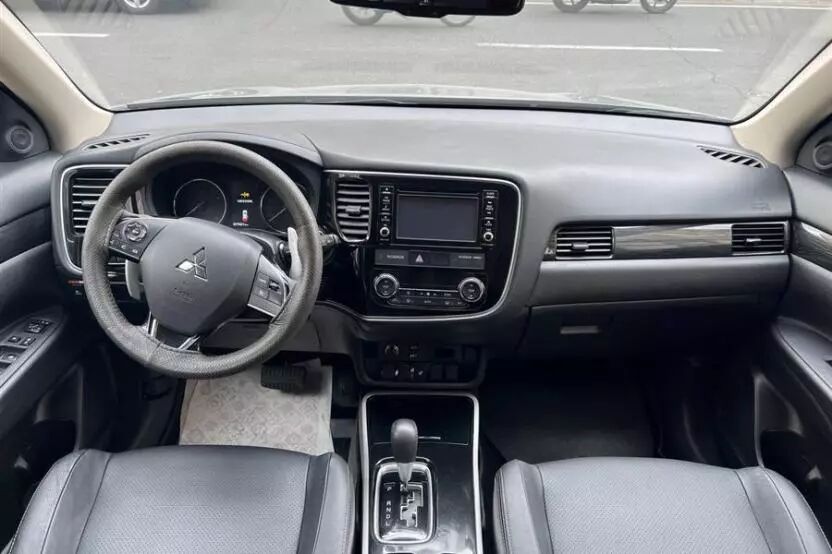 ریزش ۱۵۰ میلیونی قیمت شاسیبلند ژاپنی + جدول میتسوبیشی