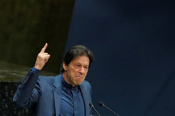 حزب عمران خان: یا نتایج را اعلام کنید یا تظاهرات می‌کنیم