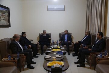 Iran FM discusses Gaza developments with Resistance leaders
