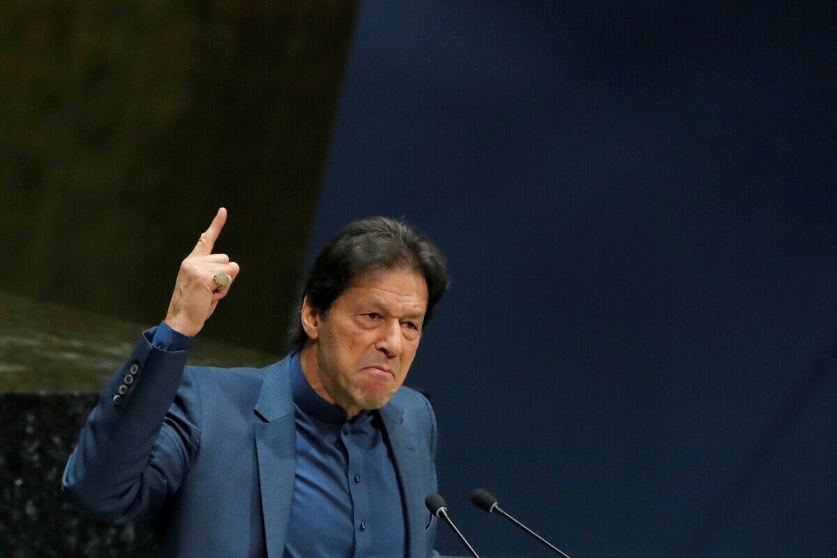 حزب عمران خان: یا نتایج را اعلام کنید یا تظاهرات میکنیم