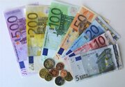 قیمت یورو امروز ۲۳ بهمن ماه ۱۴۰۲ در بازار