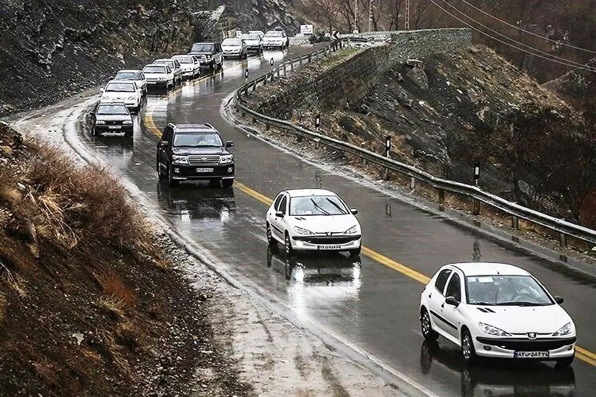 آخرین وضعیت جاده چالوس در روز بارانی + فیلم