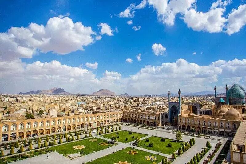 رکورد گردشگران در اصفهان شکسته شد