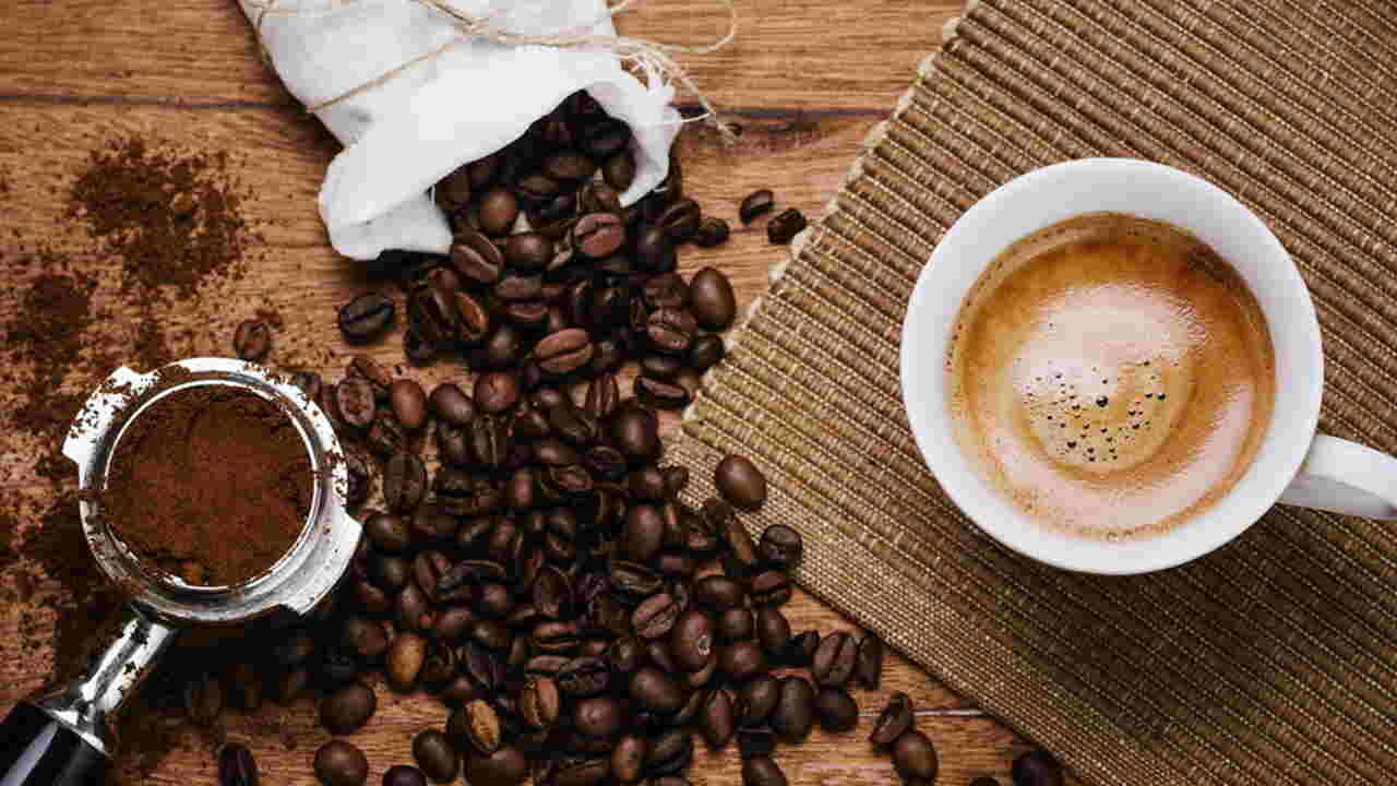 پیشنهاد عجیب هلال احمر: به رانندگان قهوه مجانی بدهید!