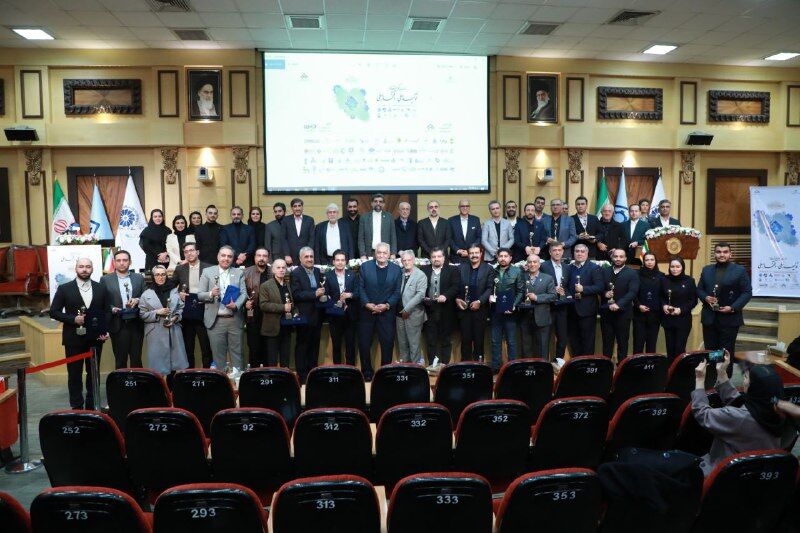 بیست و یکمین جشنواره تولید ملی افتخار ملی برگزار شد/تقدیر از ۶۳ واحد تولیدی برگزیده