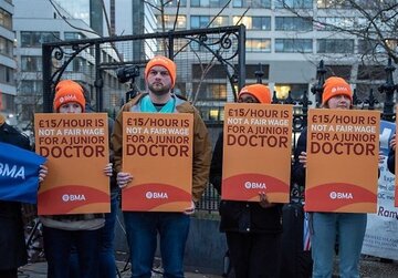 پزشکان انگلیسی بار دیگر اعتصاب کردند