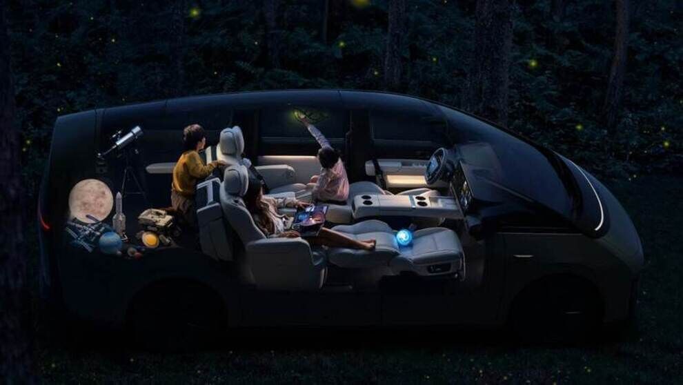 لی اوتو مگا؛ معرفی MPV چینی که از پورشه تایکان هم بهتر است! + عکس