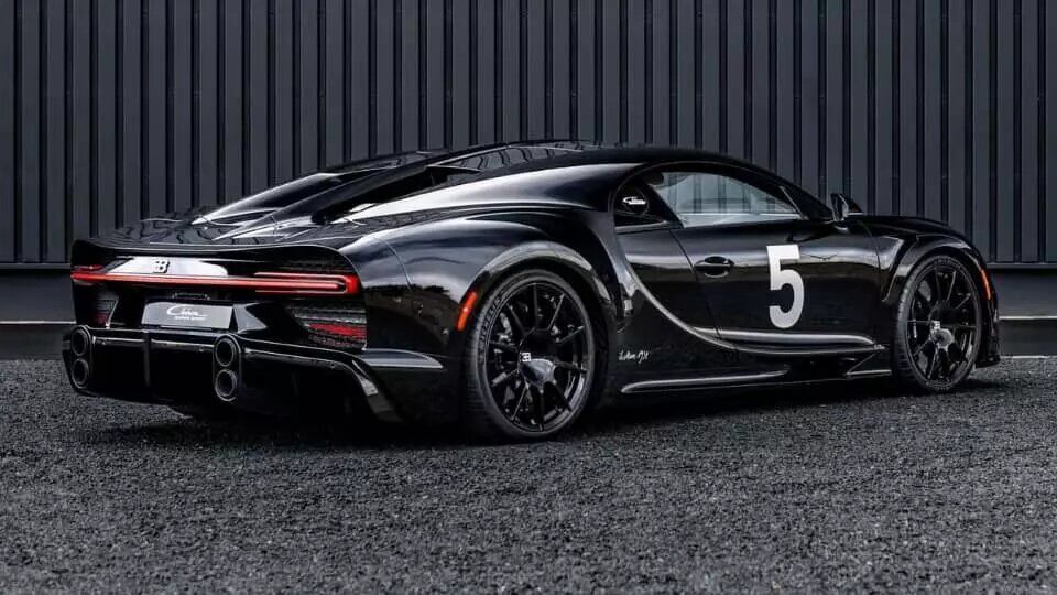 بوگاتی شیرون سوپراسپرت هوماژ وارد میدان شد + عکس