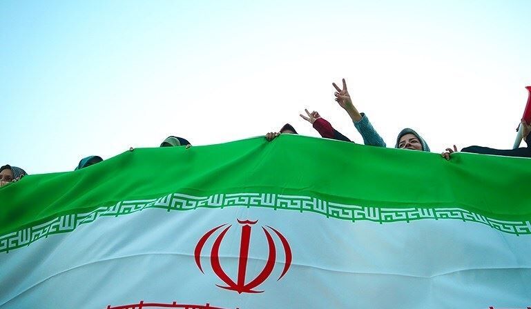 جشن پیروزی یکی از نامزدهای استان کردستان در مجلس شورای اسلامی