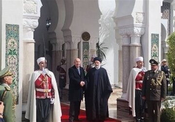 استقبال رسمی از رئیسی در الجزایر