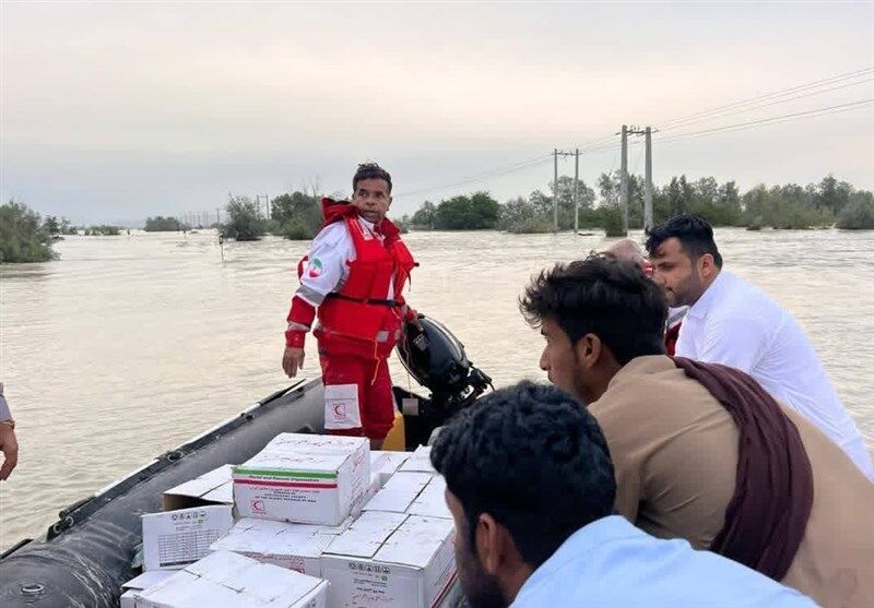 Iran’s Red Crescent Dispatches Teams to Aid Flood-Stricken Sistan and Balouchestan