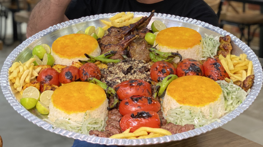 بهترین رستوران ها نزدیک هتل اسپیناس پالاس