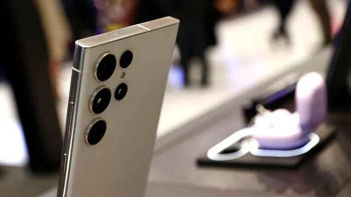 ۵ گوشی که میتوانید به جای آیفون ۱۵ پرو بخرید!