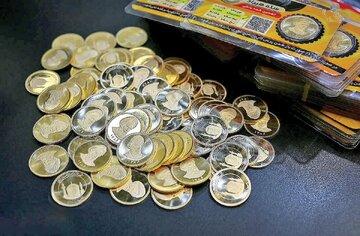 حراج سکه حباب را کاهش نداد / ریزش ۱۳۵ هزار تومانی قیمت طلای ۱۸ عیار