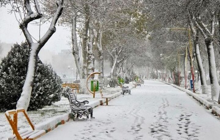 بارش برف در سرعین استان اردبیل + فیلم