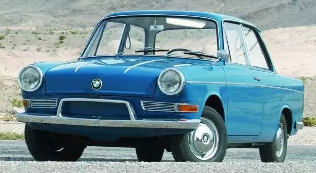 ۱۰ خودرو تاریخی که شرکت سازنده خود را نجات دادند