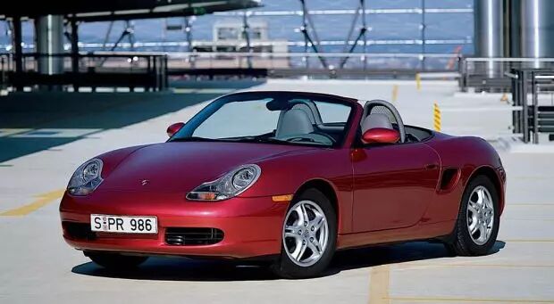 ۱۰ خودرو تاریخی که شرکت سازنده خود را نجات دادند