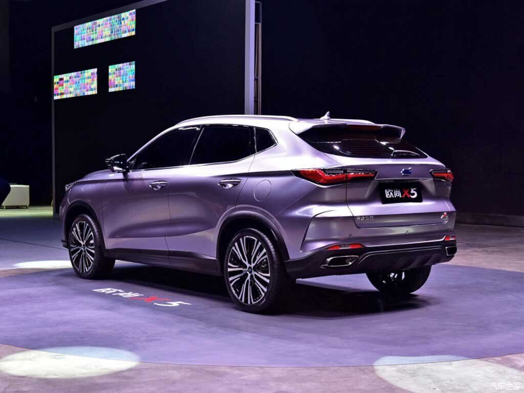 خودروی جدید چینی در راه بازار ایران + عکس و مشخصات فنی