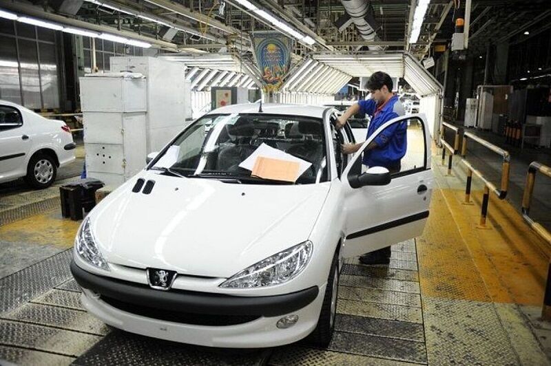 تصاویر فراموشنشدنی از بازار خودرو در سال ۱۴۰۲