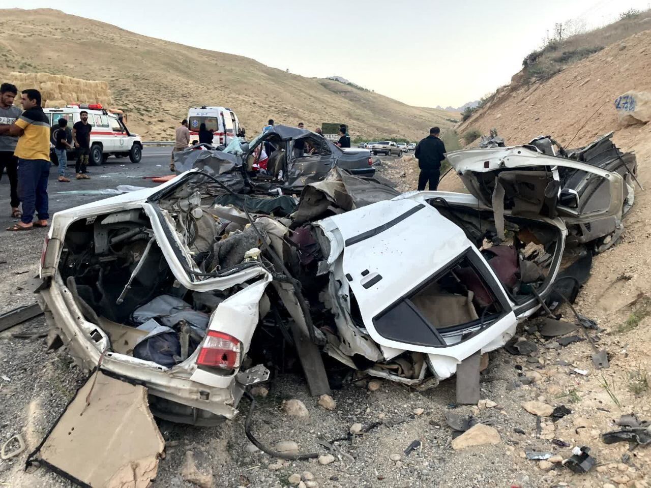 تصادف زنجیره‌ای در یزد ۷ کشته و مجروح داد