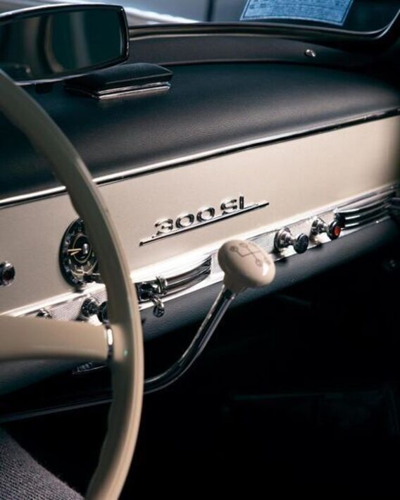 عکاسی از مرسدس بنز ۳۰۰SL Gullwing + عکس