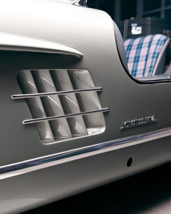 عکاسی از مرسدس بنز ۳۰۰SL Gullwing + عکس