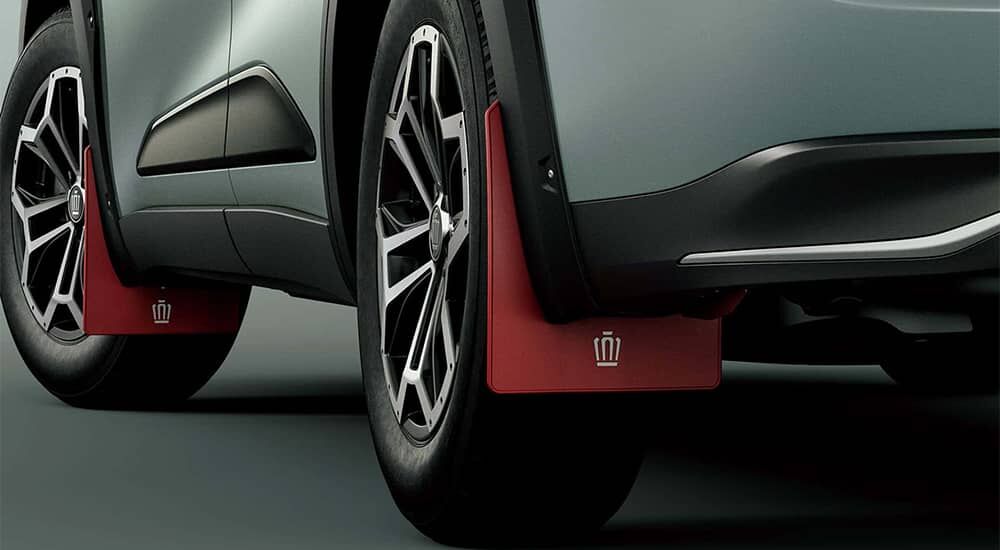 تویوتا کراون لند اسکیپ، تبدیل سدان به آفرودری جذاب و خشن