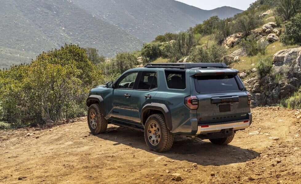 (تصویر) آپشنهای عجیب تویوتا فوررانر خبرساز شد