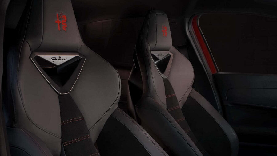 آلفارومئو میلانو معرفی شد؛ یک شاسی بلند جمع و جور و دوست داشتنی