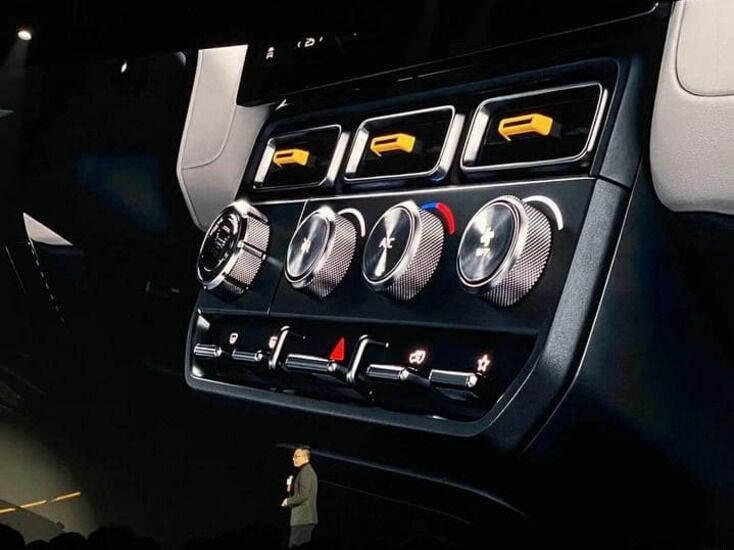 چری آی کار وی23