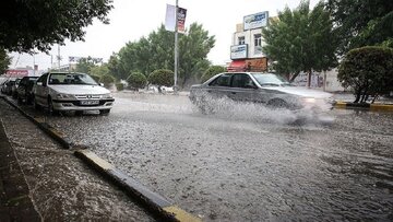 خیابان‌های مشهد پس از یکساعت بارندگی + فیلم