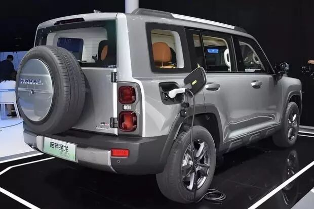 هاوال رپتور Hi۴ پلاگین هیبرید، آفرودر توانمند چینی رونمایی شد