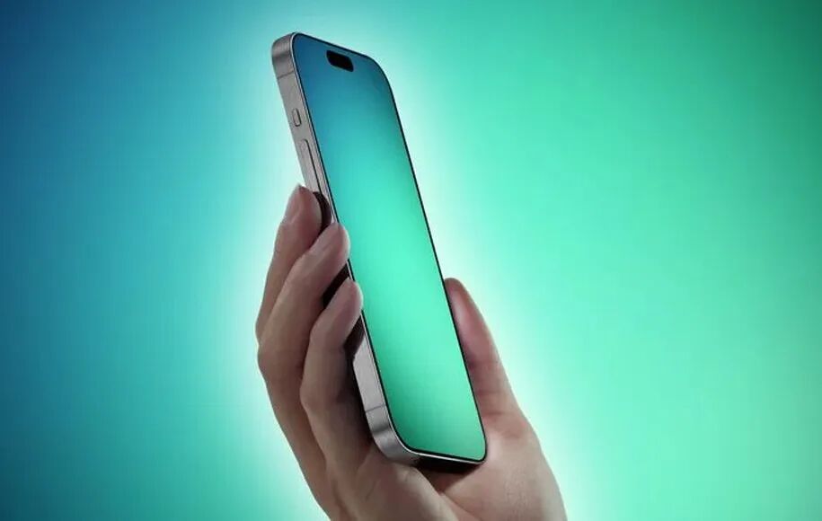 واکنش وزیر ارتباطات به واردات گوشی آیفون