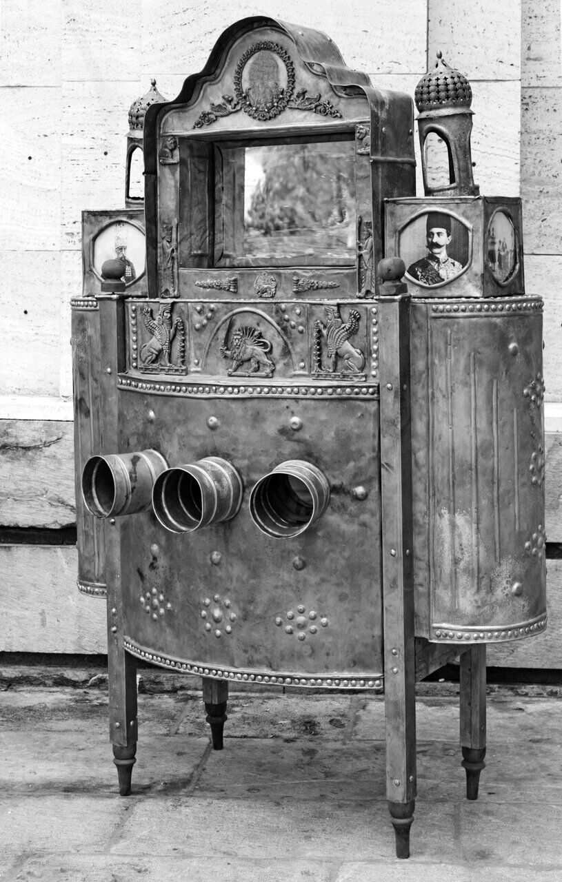 شهر شهر فرنگه، از همه رنگه! | فقرا هم خارج را دیدند!