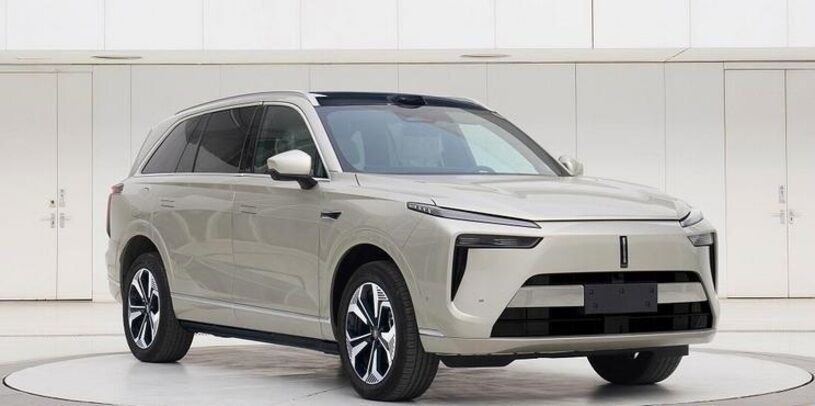 بلو مانتین ؛ شاسی بلند جدید با یخچال و تلویزیون به بازار می آید + عکس