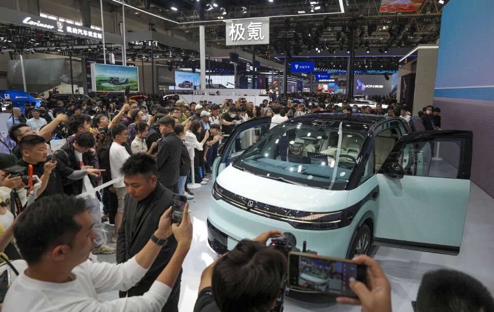 سلطه خودروهای برقی در نمایشگاه خودرو پکن