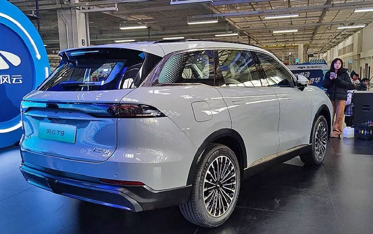 چری از شاسی بلند فوق لوکس تیگو 9 PHEV رونمایی کرد