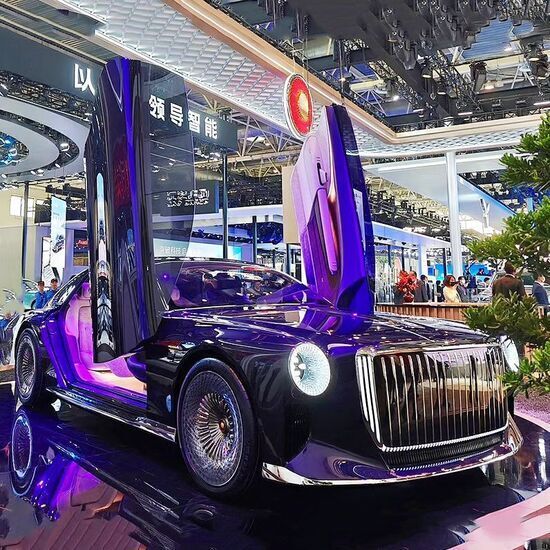 هونگچی؛ خاص‌ترین خودرو نمایشگاه پکن + عکس