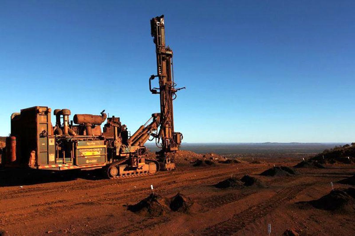 رکورد حفاریهای اکتشافی ایمیدرو شکسته شد