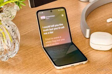 آیفون تاشو به زودی روی خط تولید قرار میگیرد + عکس